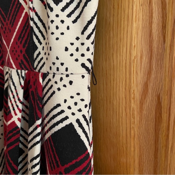 ModCloth Sleeveless Plaid Dress with pockets (Belt missing) - Size M Medium - Picture 6 of 12